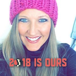 Meet your Posher, Traci